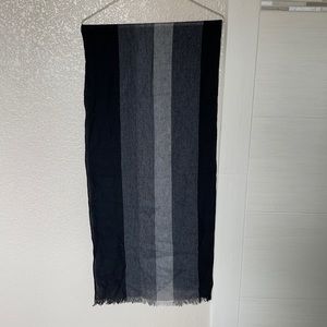 Tommy Bahama men’s wool blend scarf